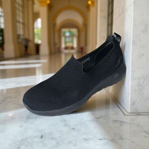 Skechers Black Strech Go Walk 5th Generation Joy-Sensational Day Sneaker 7.5